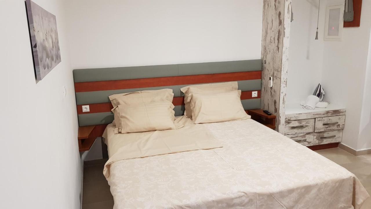 Ola Kala And Apartment